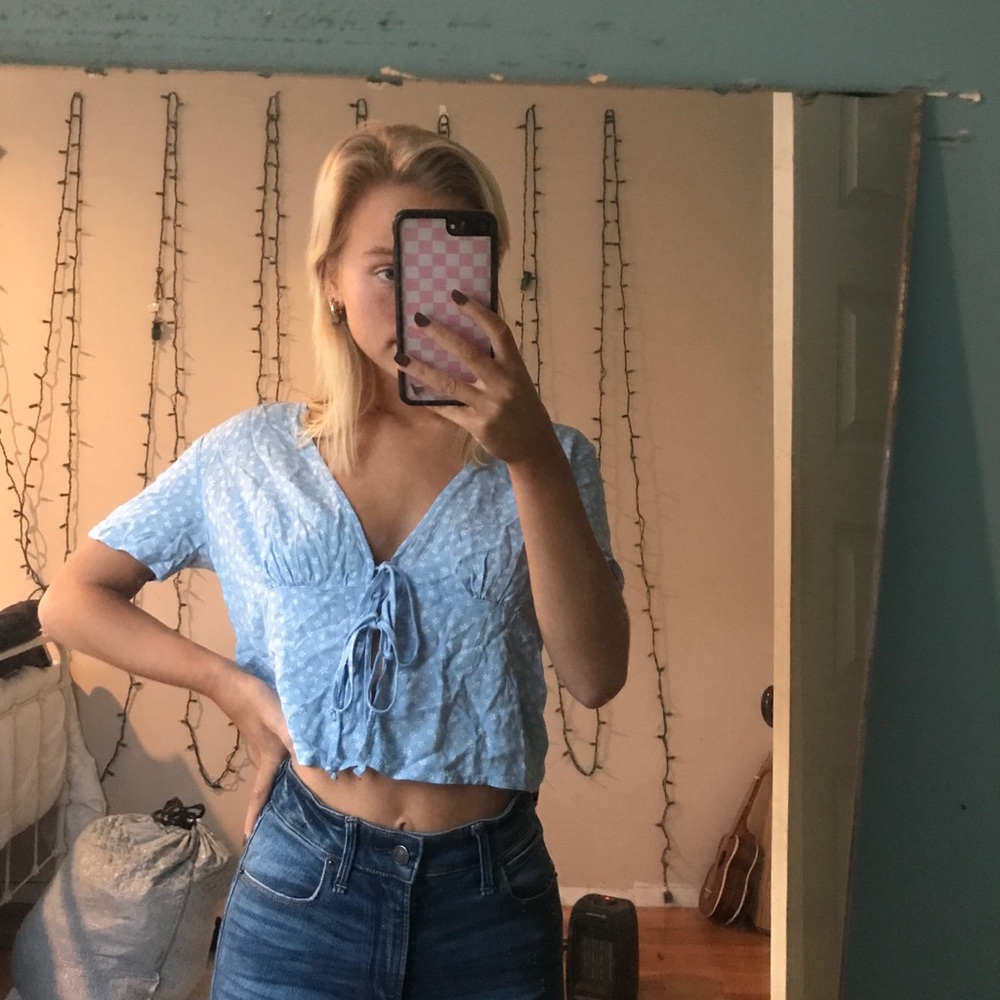 Pacsun tie tee size S